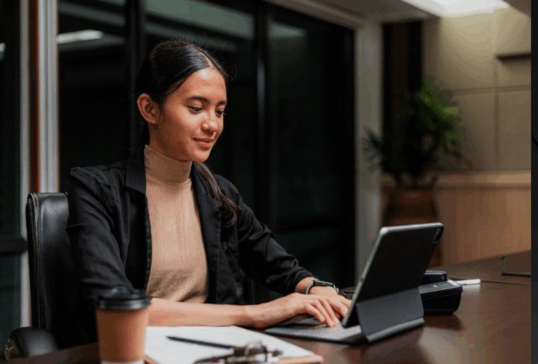 A woman tries the Gary Vee model of solopreneurs to start churning out content