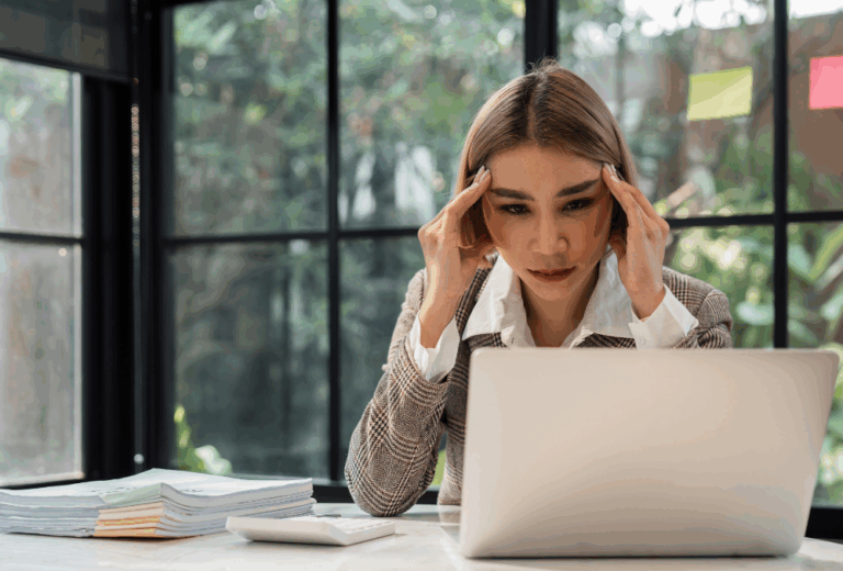A business woman is feeling lost with SEO and looks frustrated